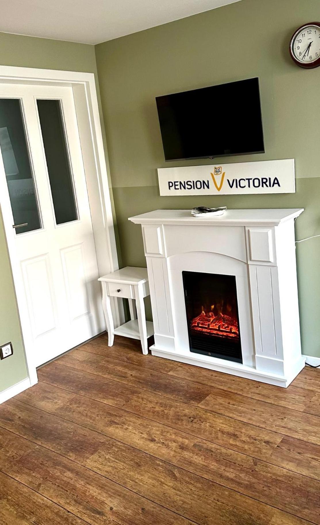 Pension Victoria ฮัลเบอร์ชตัดท์ ภายนอก รูปภาพ