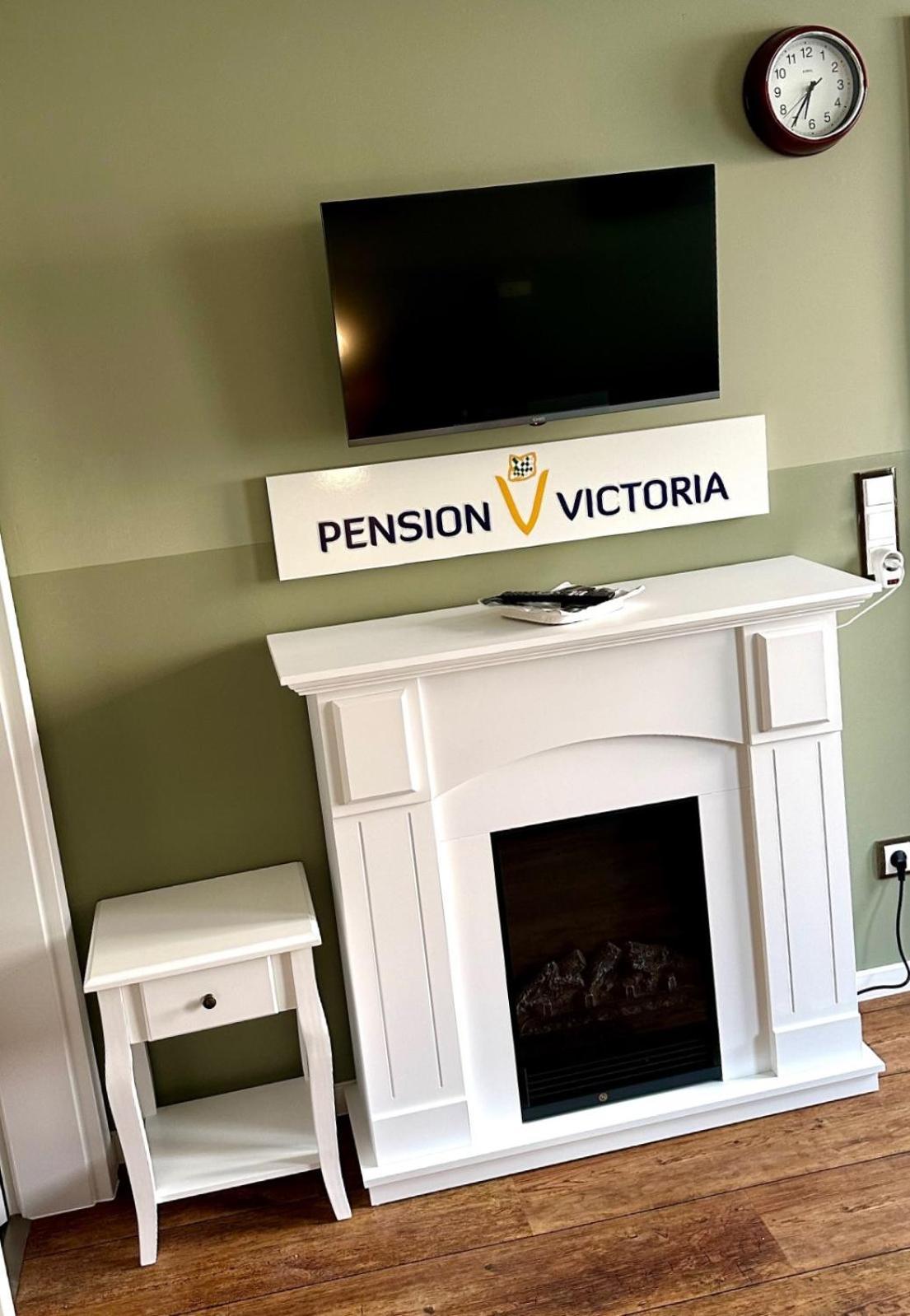 Pension Victoria ฮัลเบอร์ชตัดท์ ภายนอก รูปภาพ