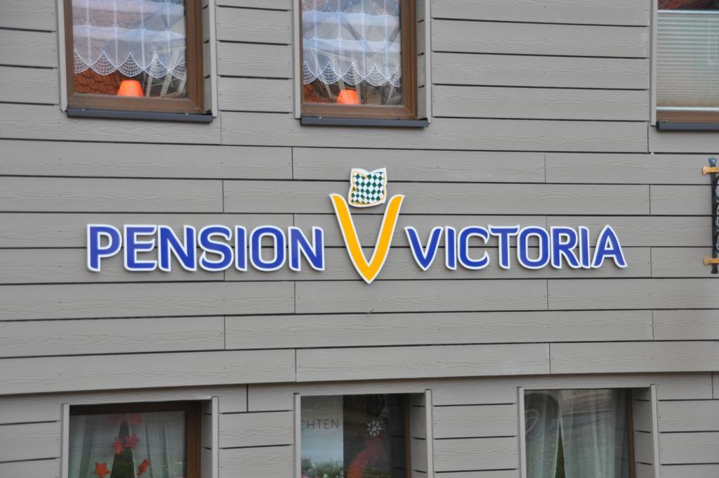 Pension Victoria ฮัลเบอร์ชตัดท์ ภายนอก รูปภาพ